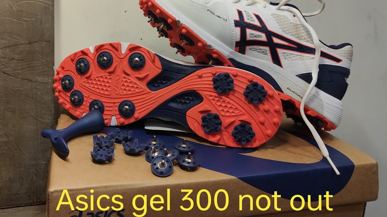 asics 300 not out