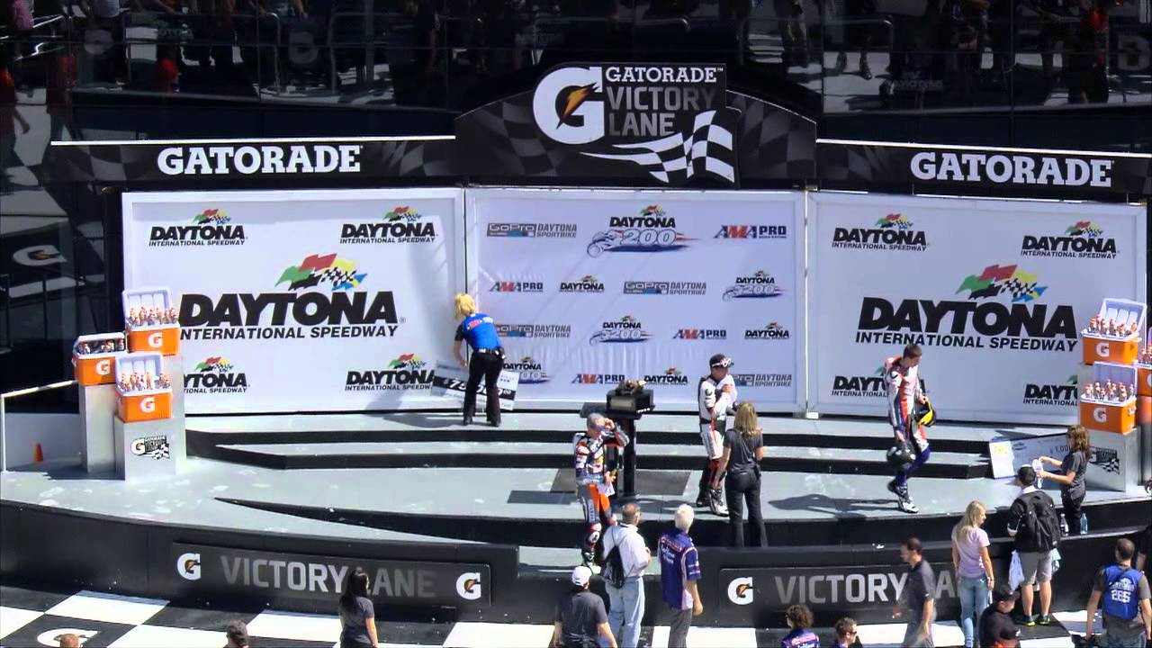 画像: 2014 DAYTONA 200 Highlights - GoPro Daytona SportBike - Daytona International Speedway youtu.be