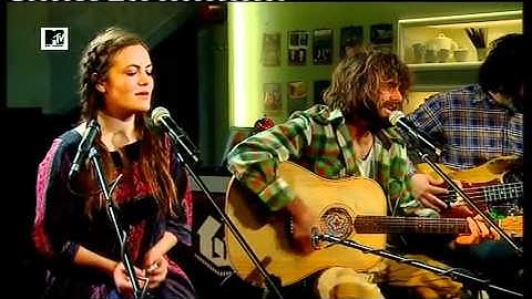 Angus & Julia Stone - Big Jet Plane (MTV Home)