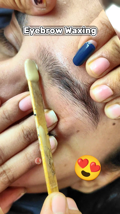 Perfect Eyebrow Waxing in Seconds | Quick & Easy Tutorial