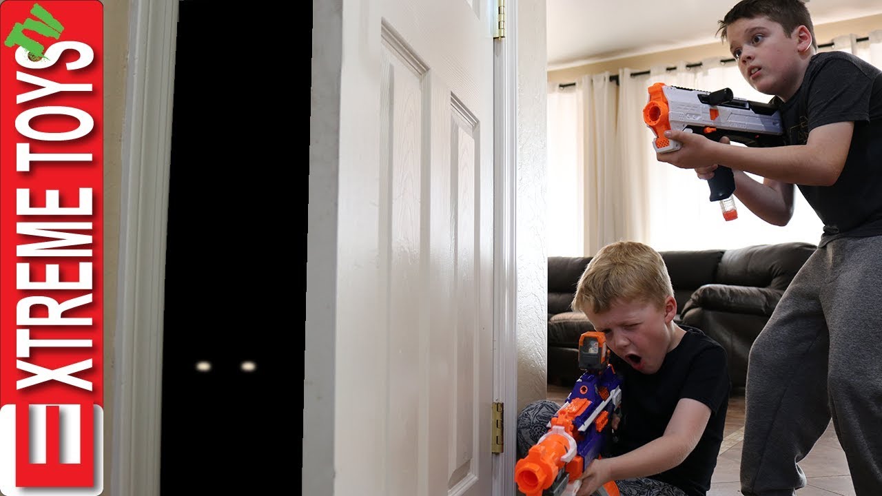 puppy paradise Mystery Creature Attack! Ethan Vs. Cole Animal Nerf Battle.