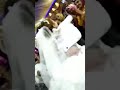عريس وعروس يرقصون في حفلة زفافهم على اغنية جننت ملايين المستمين