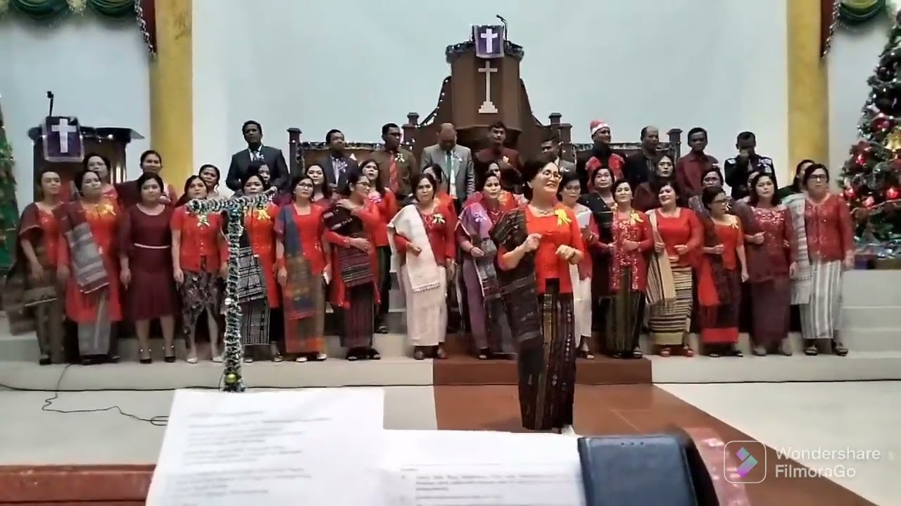 Koor Natal - Yesus Telah Datang - Koor Guru/Pegawai SMP Negeri 1 Siborongborong Natal 2022