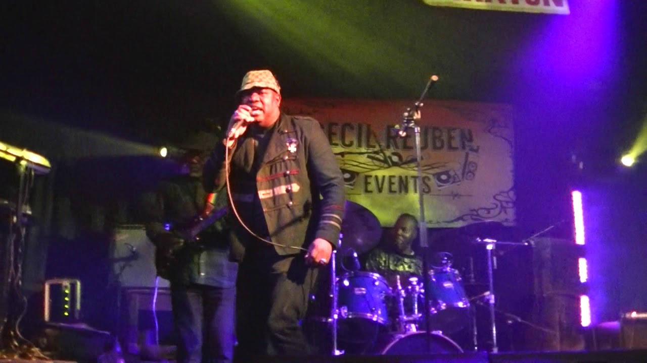 Thunderbirds band @ Hootananny 5Mar20 Pt 7 (Jaygo Ranks) - YouTube