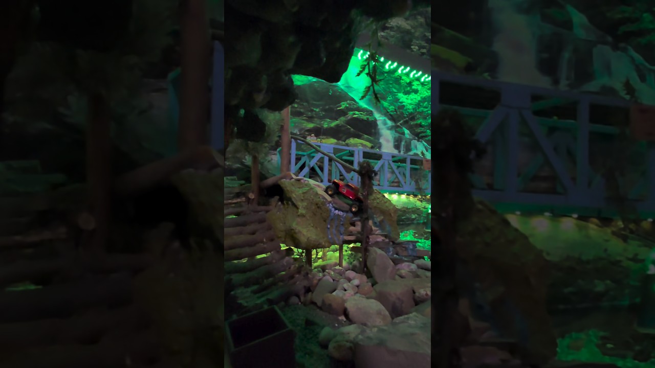 Axial SCX30 vs Indoor Course! Can it finish? #rccrawler #familyrc #detroit