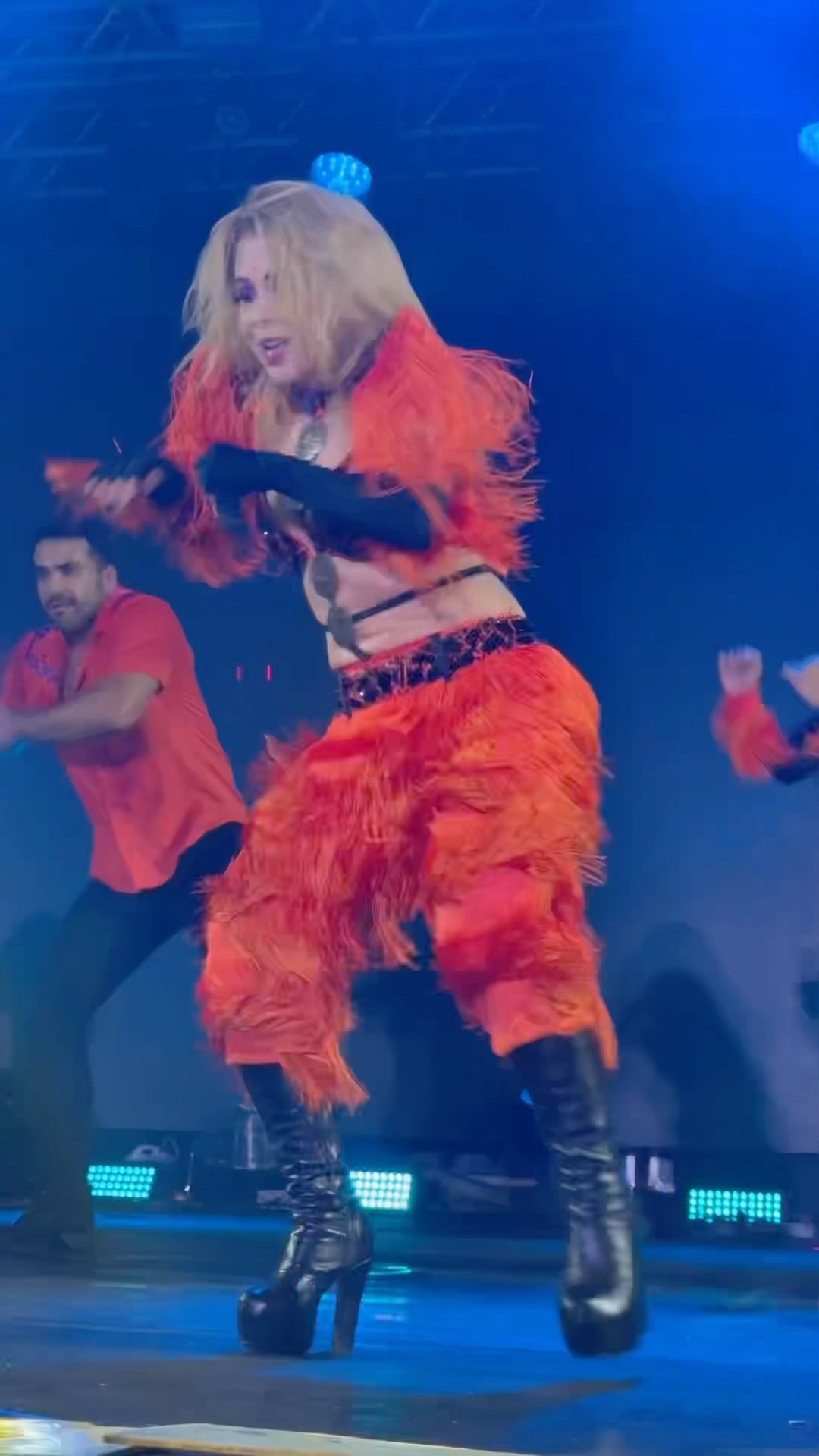A animação da Joelma quando começa o Cavalo Manco