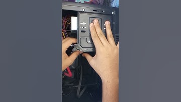 Removing HARD DRIVE from a Computer #shorts#pc#tech