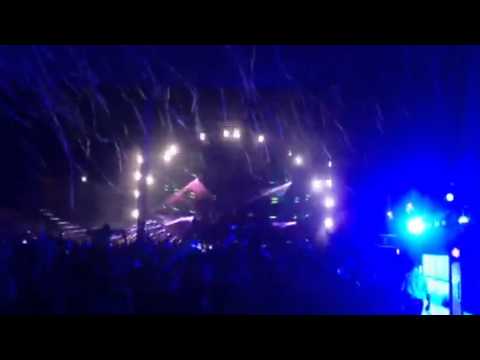 Carl cox playing Finder - ninetoes closing party space ibiz