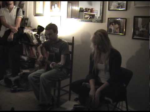 "Use Somebody", Kings of Leon - cover by Karis and...