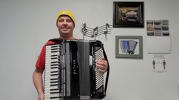 (SOLD!) - Petosa AM 1000 Leggera (double tone chamber) - VIDEO #1 (Carnegie Accordion Company)