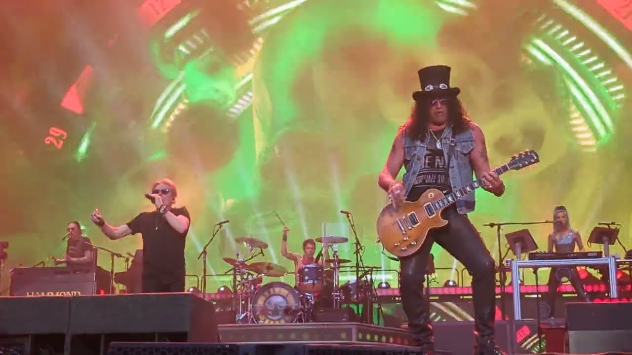 GUNS N Roses - Welcome To The Jungle - in Coimbra -  Portugal. Tour 2025 #gunsnroses #slash 06/06/25
