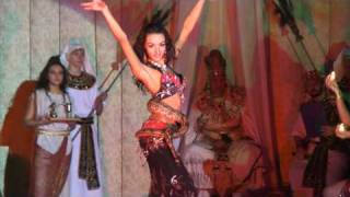 Miss Belly Dance Moldova Natalia Duminica Dance with two Snakes 0037369565488