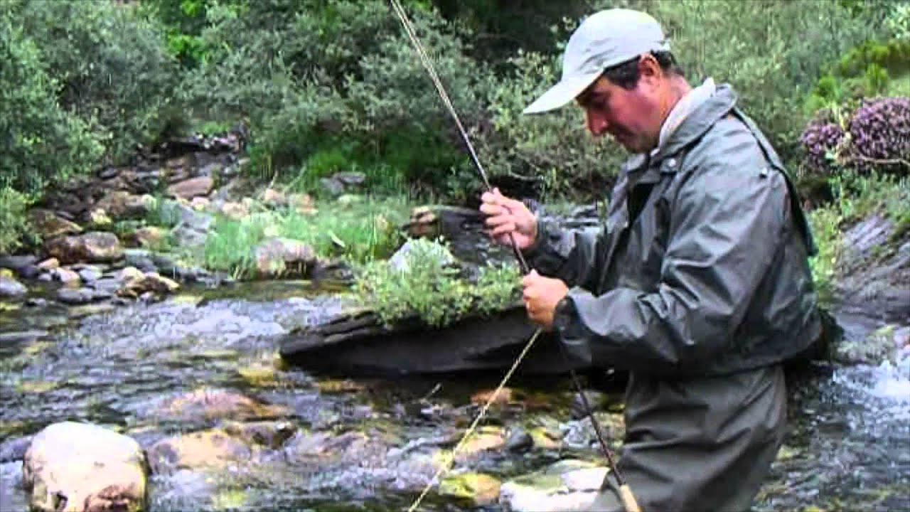 Río Curueño aprendiendo a pescar YouTube