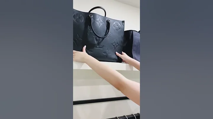 Watch Me Organize My Bags👜 #shorts #organize #tips #bags #closet