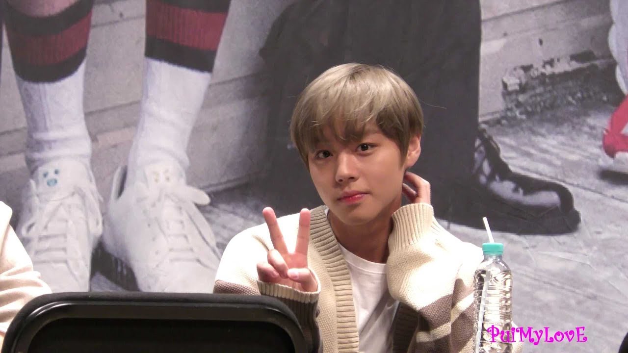181124 워너원 Hottrack Fansign Jihoon Cute Moment