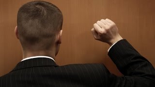 knocking on a woodern door fast sound effect