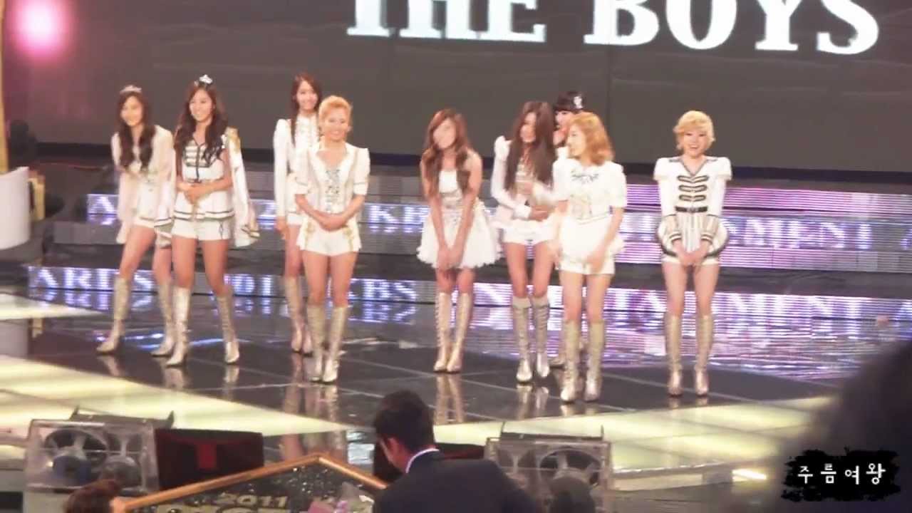[Fancam] 111224 KBS연예대상 소녀시대(SNSD) 더보이즈(The Boys)