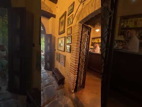 ايطاليا مقهى ومطعم العراب ال باتشينو 