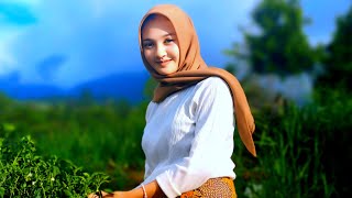 WOOW NENG INDRI GADIS DESA LERENG GUNUNG CIKURAI MAKIN GEMESIN