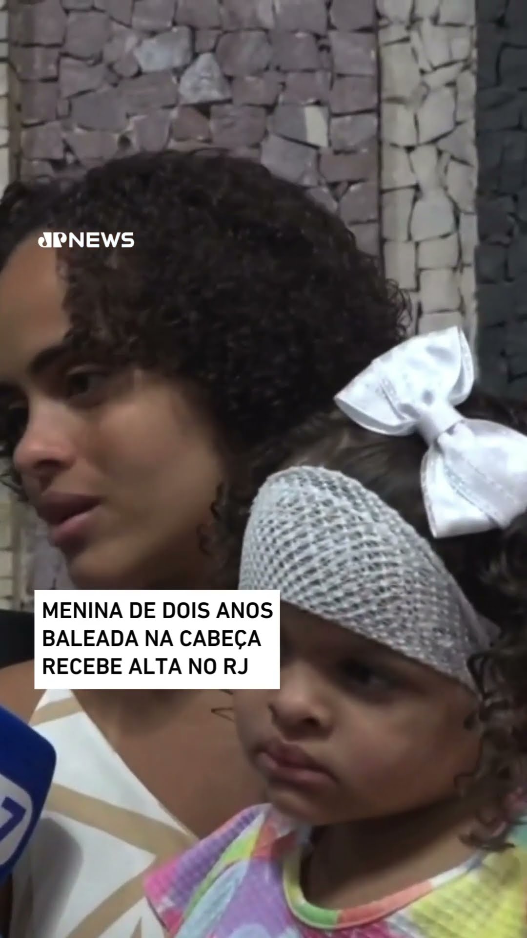 Menina de dois anos baleada na cabeça recebe alta no Rio de Janeiro #shorts