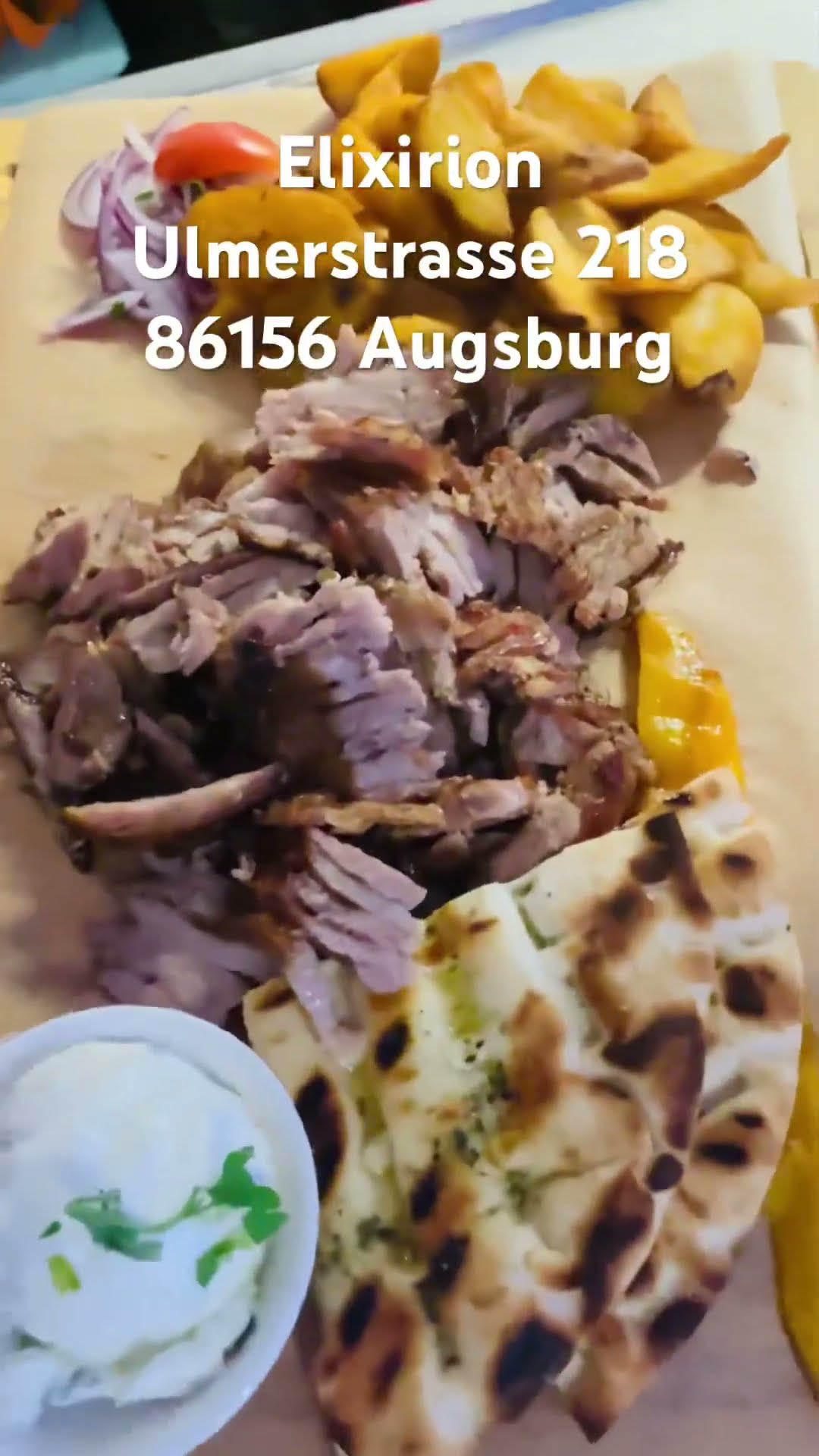 Gyros und Calamari und griechischer Salat. - YouTube