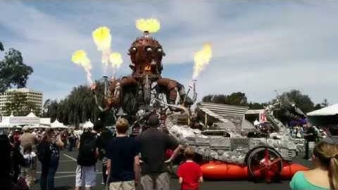 El Pulpo Mecanico at Maker Faire Bay Area 2014