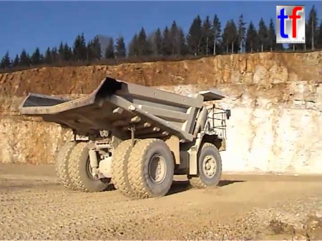 Hitachi ZX870H-3 LD - Front Shovel w. Crusher Ball