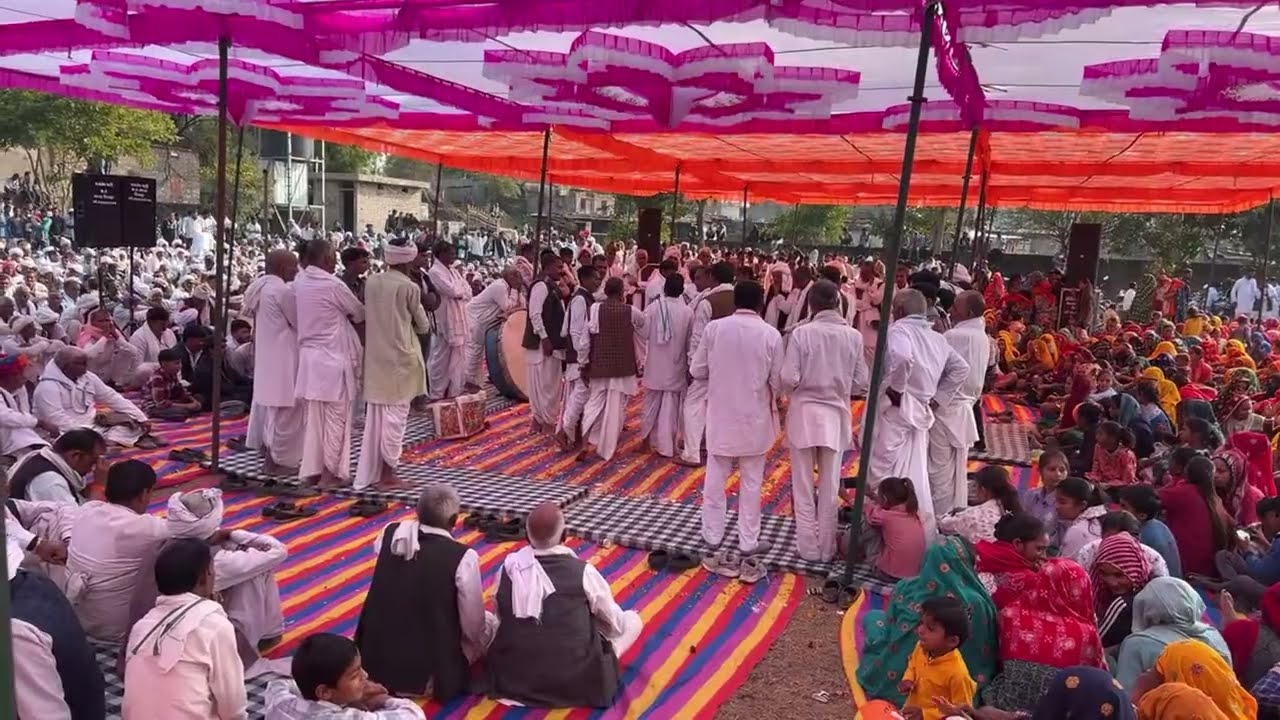 आइए भाईयो आज कन्हैया पद दंगल लाइव देखें राजस्थानी लोक गीत गायन पार्टी डेकवा सवाई माधोपुर