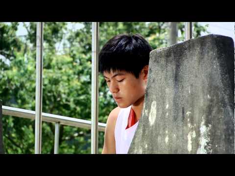 教材-「不一樣的月光」