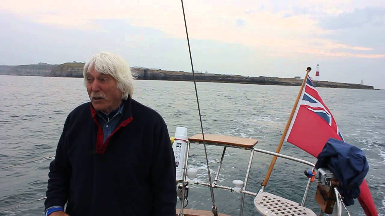 ⁣Tom Cunliffe rounds Portland Bill on the inshore passage. ©Tom Cunliffe