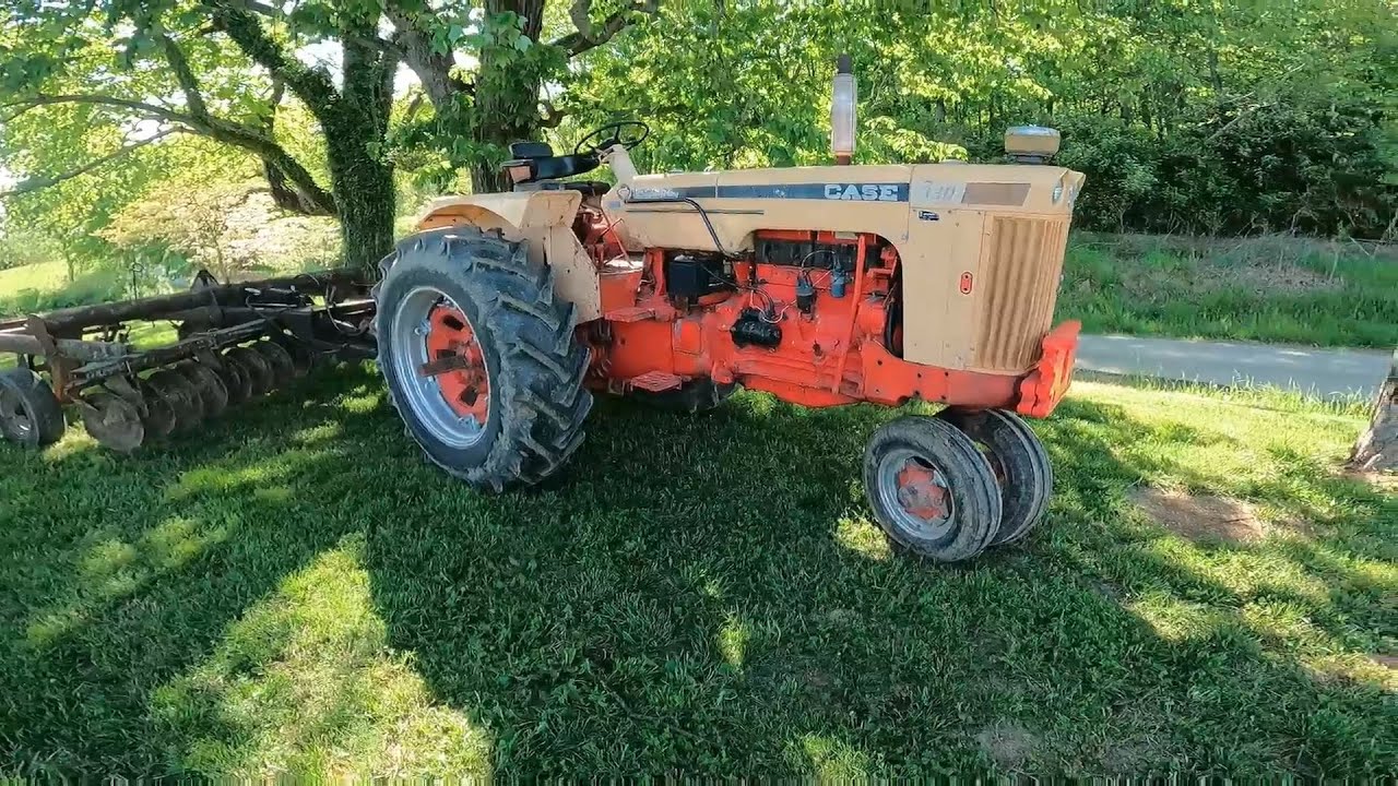 J.I. Case 730 Disking the Vegetable Patch YouTube