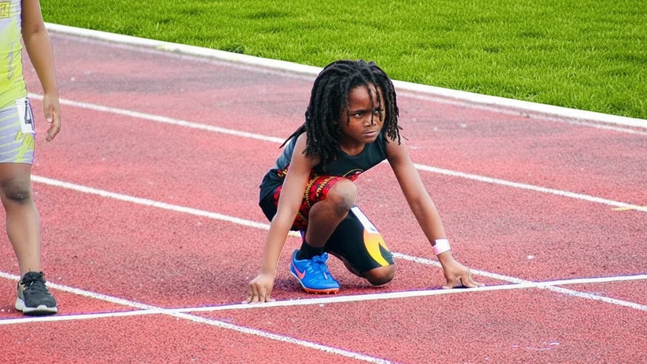Cet Enfant est Trop Rapide ! PERSONNE ne peut le BATTRE !