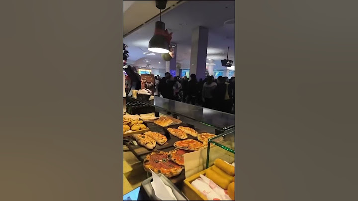 SCOPPIA LA RISSA AL CENTRO COMMERCIALE LA NOTTE DI CAPODANNO!  🍾👊🏻🎉