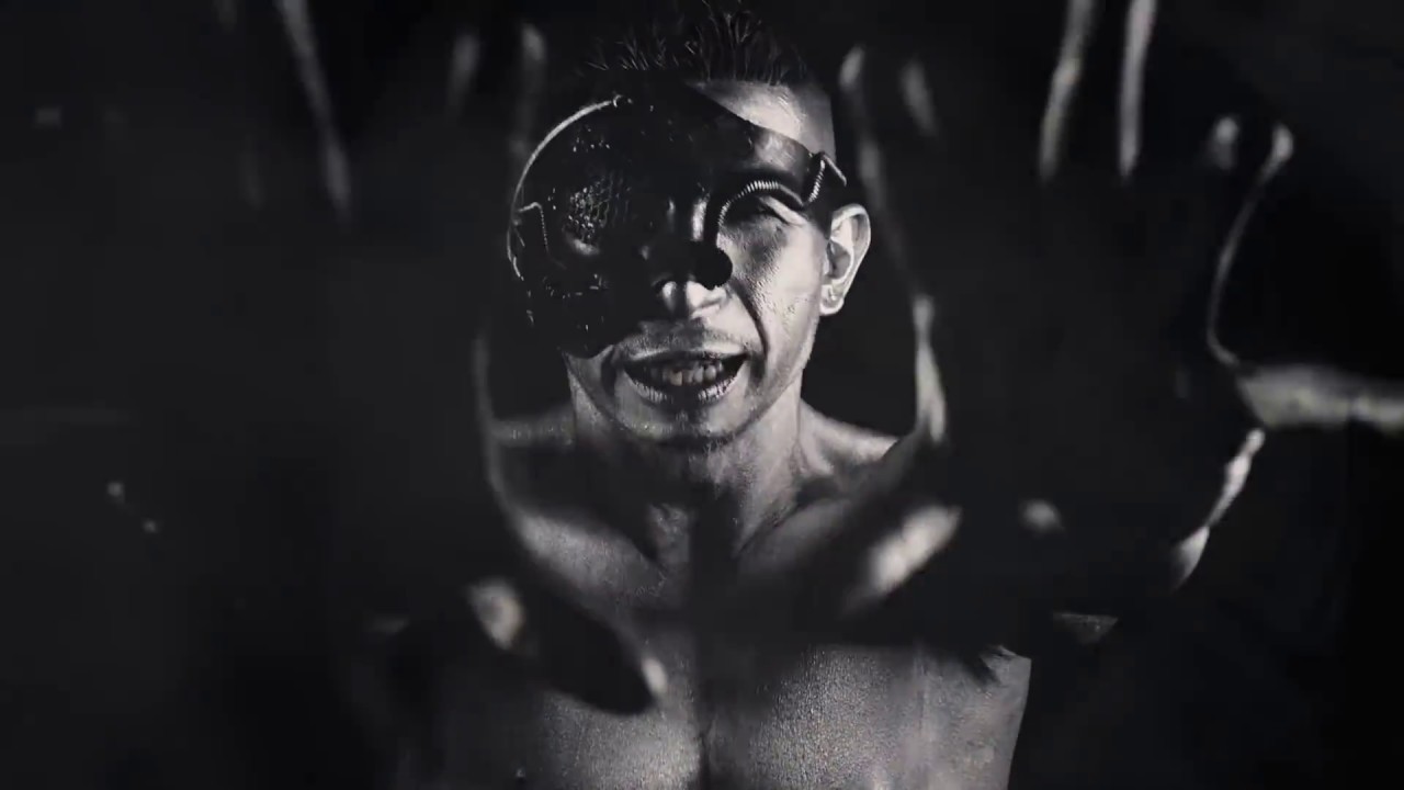 Mira Wayz "Machine" SINGLE (Official Music Video) en YouTube Mira Wayz "Machine" SINGLE (Official Music Video) en YouTube