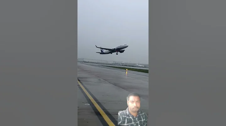 IndiGo TakeOff | AirBus-320 | #shorts #viral #trending #youtubeshorts #indigo #airbus #takeoff✈️✈️✈️