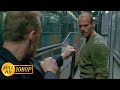 Jason Statham fights bandits on a bus / The Transporter (2002)