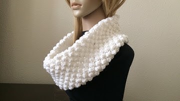 How To Knit A Raspberry Stitch Cowl, Lilu