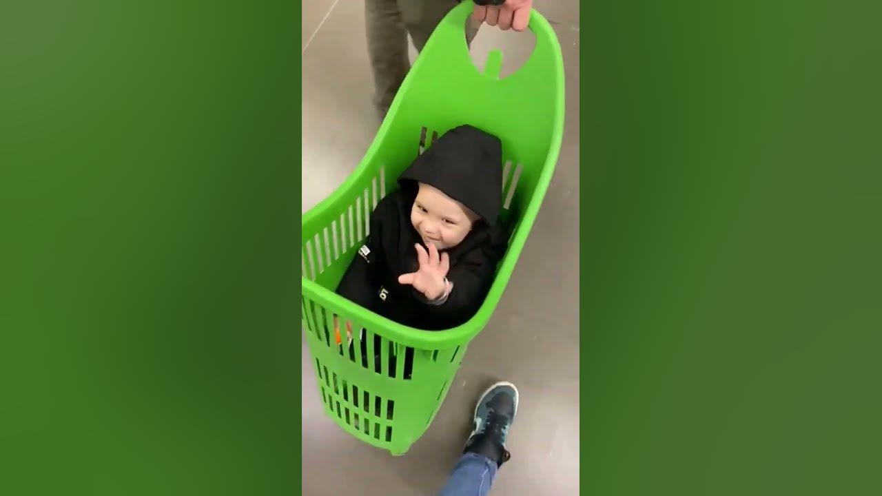 Внука дед забрал в гости к себе - YouTube