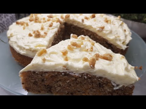 gâteaux-aux-carottes-avec-glaçage-crémeux-riche-gâteau-aux-carottes-et-fromage-à-la-crème