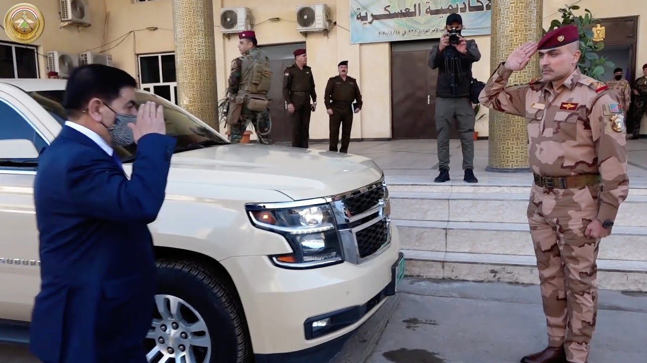 رئيس الاكاديمية العسكرية الفريق الركن ناصر الغنام يستقبل وزير الدفاع السيد جمعة عناد في مقر الاكاديم