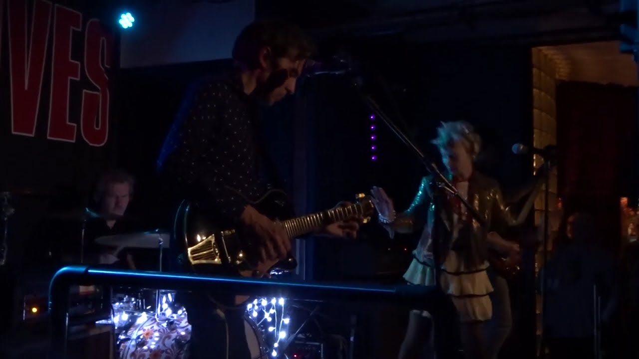 the primitives - (i'm always touched by your) presence, dear - the tin, coventry - 26/11/25