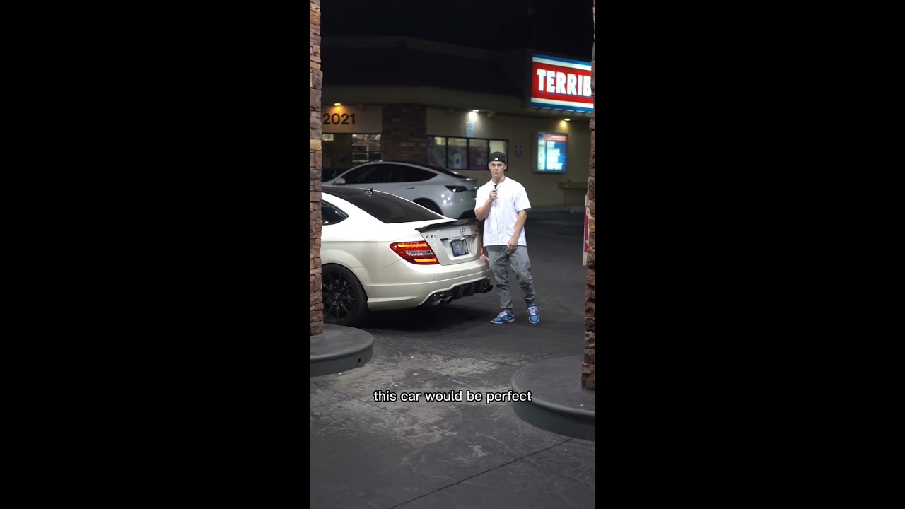 3 Worst Things About A W204 C63 Carshorts