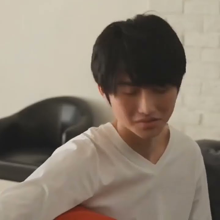 how she gets his numberđź’•momoiro anzuiro sakhurairo#japanesedrama#cute#comedy#love#shortsvideo