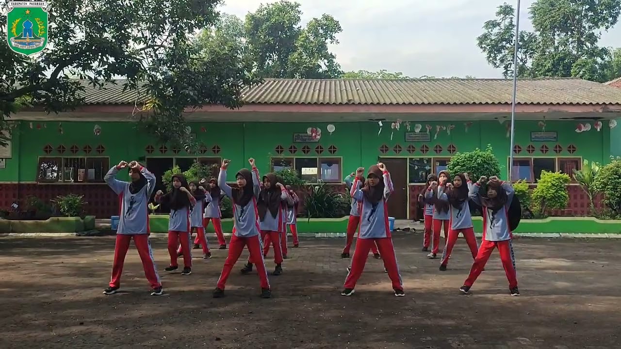 Senam anak indonesia hebat (SDN Ambal Ambil 2)