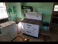 Abandoned farmhouse with a raccoon surprise + sauna.