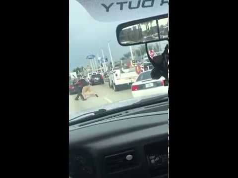 Fight baseball bat road rage - YouTube