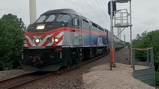 Outbound Metra 117 at Round Lake Beach, IL