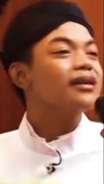 NGANGGUR ~ Saka Kempot