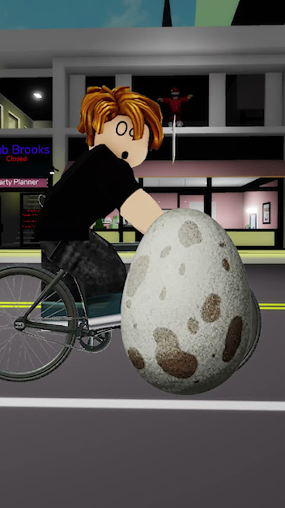 Bacon Hair and Dinosaur Egg in Roblox Brookhaven