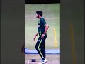 उस्मान तारिक मुँह से खैनी गिराते हुए।.. Usman Tariq is dropping khaini from his mouth. #indvspak